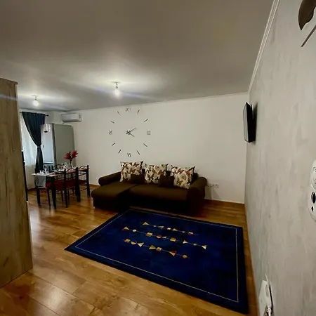 Apartment Diana 7 *